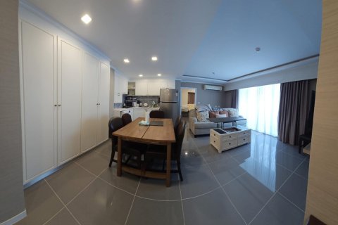 Condo in Pattaya, Thailand, 2 bedrooms  № 172358 - photo 5