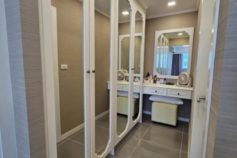 Condo in Pattaya, Thailand, 2 bedrooms  № 172358 - photo 9