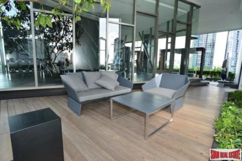 Apartment in Bangkok, Thailand 2 bedrooms № 194161 - photo 4