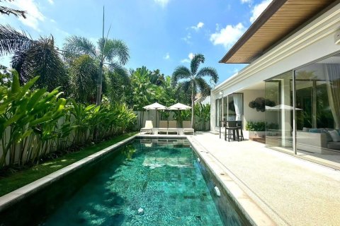 Villa in Phuket, Thailand 3 bedrooms № 157049 - photo 14