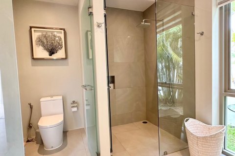 Villa in Phuket, Thailand 3 bedrooms № 157049 - photo 8