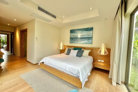 Villa in Phuket, Thailand 3 bedrooms № 157049 - photo 12