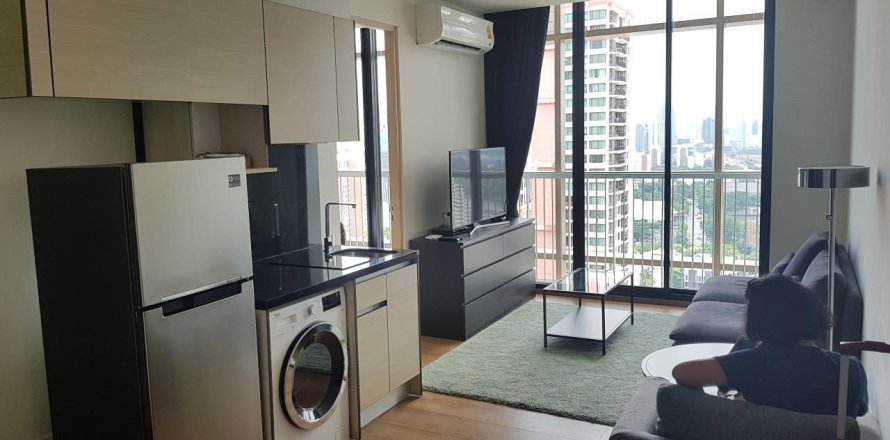 Condo in Khlong Toei, Bangkok, Thailand, 2 bedrooms № 157050