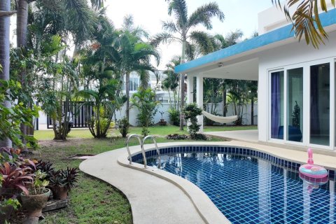 Villa in Pattaya, Thailand 2 bedrooms № 159906 - photo 5