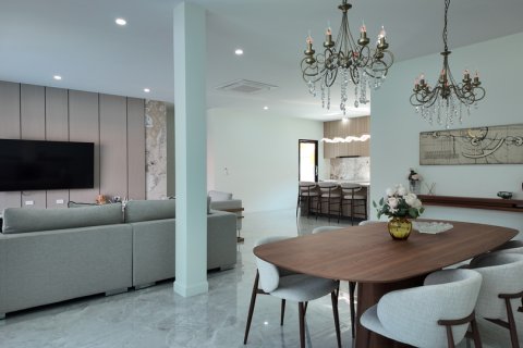 Вилла в Паттайе, Таиланд с 3 спальнями  № 159900 - фото 18