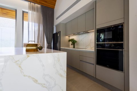 Villa in Pattaya, Thailand 4 bedrooms № 159903 - photo 20