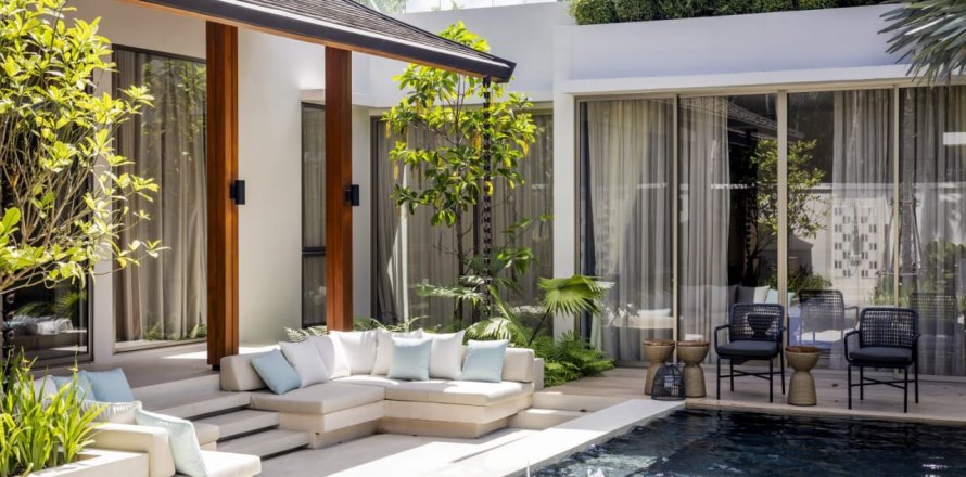 Villa in Pattaya, Thailand 4 bedrooms № 159903