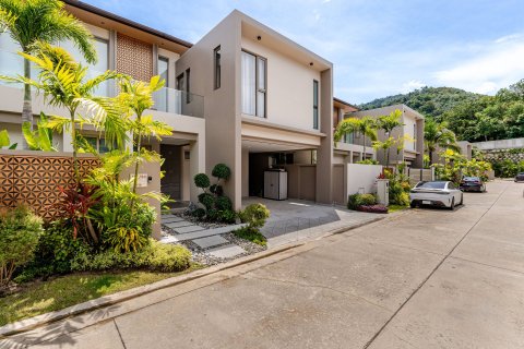 Вилла в Паттайе, Таиланд с 4 спальнями  № 159905 - фото 6