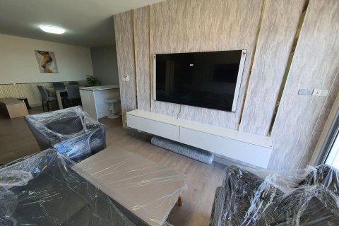 Condo à Yan Nawa, Bangkok, Thaïlande, 2 chambres  № 162024 - photo 2