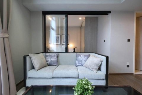 Condo in Bangkok, Thailand, 2 bedrooms  № 154555 - photo 4