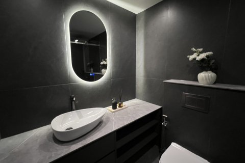 Condo in Bangkok, Thailand, 2 bedrooms  № 154556 - photo 19