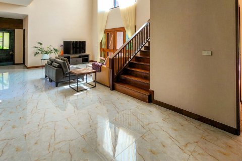 Villa in Chiang Mai, Thailand 6 bedrooms № 154551 - photo 21