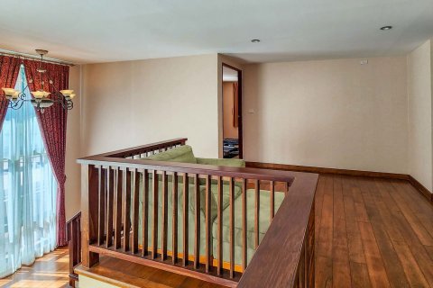 Villa in Chiang Mai, Thailand 6 bedrooms № 154551 - photo 30