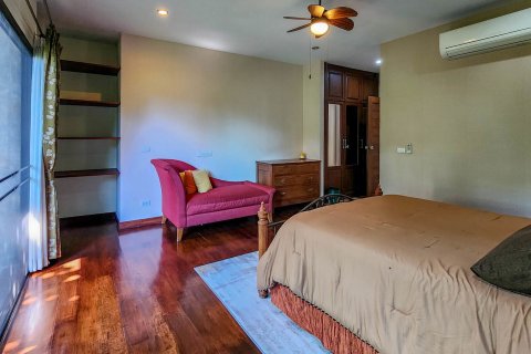 Villa in Chiang Mai, Thailand 6 bedrooms № 154551 - photo 24