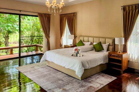 Villa in Chiang Mai, Thailand 6 bedrooms № 154551 - photo 26