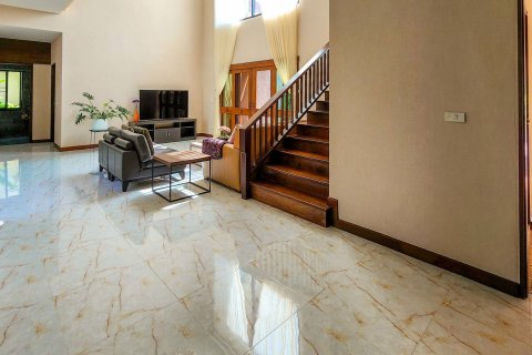 Villa in Chiang Mai, Thailand 6 bedrooms № 154551 - photo 21