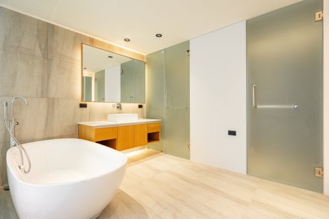 Кондоминиум с 3 спальнями в Патонге, Таиланд № 174020 - фото 16