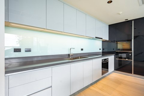 Кондоминиум с 3 спальнями в Патонге, Таиланд № 174020 - фото 7