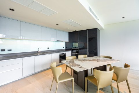 Кондоминиум с 3 спальнями в Патонге, Таиланд № 174020 - фото 6