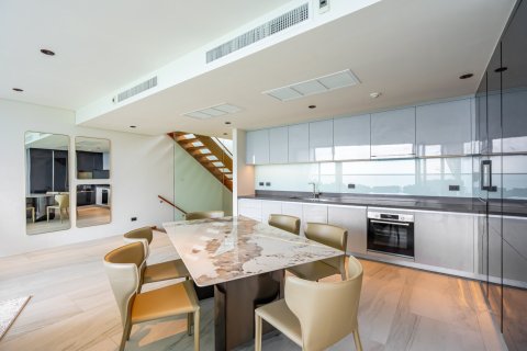 Кондоминиум с 3 спальнями в Патонге, Таиланд № 174020 - фото 8