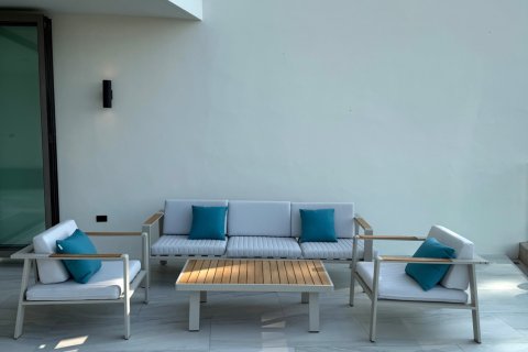 Condo in Patong, Thailand, 3 bedrooms  № 174019 - photo 30