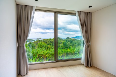 Condo in Patong, Thailand, 3 bedrooms  № 174019 - photo 26