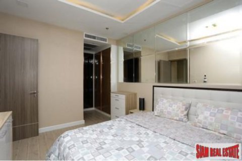 Apartment on Jomtien Beach, Pattaya, Thailand 1 bedroom № 193008 - photo 2