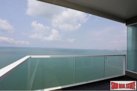 Apartment on Jomtien Beach, Pattaya, Thailand 2 bedrooms № 193007