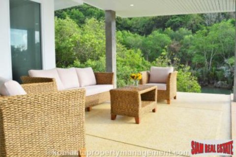 Villa in Ko Lanta Yai, Thailand 3 bedrooms № 193012 - photo 5