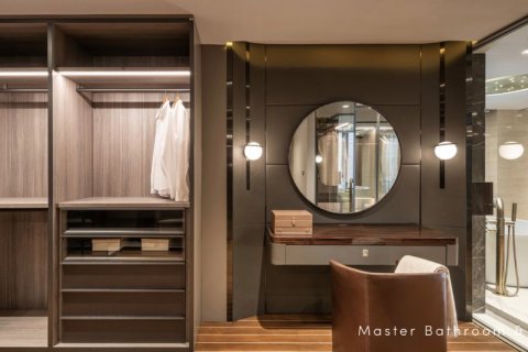 Penthouse in Khlong Toei, Bangkok, Thailand 4 bedrooms № 133694 - photo 10