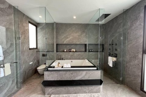 Вилла в Суан Луанге, Бангкок, Таиланд с 5 спальнями  № 133647 - фото 11