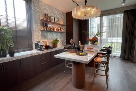 Вилла в Суан Луанге, Бангкок, Таиланд с 5 спальнями  № 133647 - фото 6