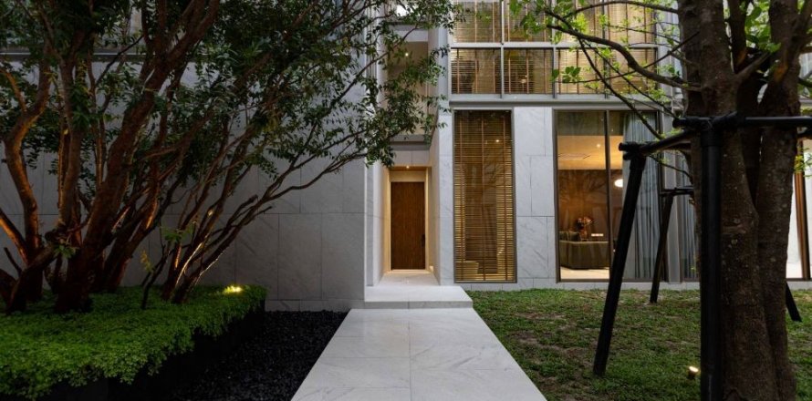 Вилла в Ваттхане, Бангкок, Таиланд с 5 спальнями  № 133648