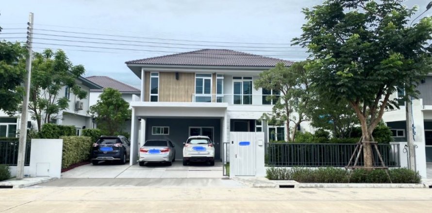 Villa in Bang Na, Bangkok, Thailand 4 bedrooms № 133693