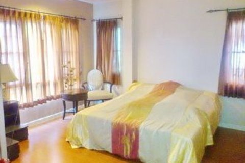 Дом в Лат Крабанге, Бангкок, Таиланд с 3 спальнями  № 155880 - фото 4