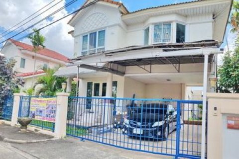 Дом в Лат Крабанге, Бангкок, Таиланд с 3 спальнями  № 155880 - фото 1