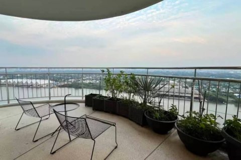 Кондоминиум с 4 спальнями в Бангкоке, Таиланд № 160197