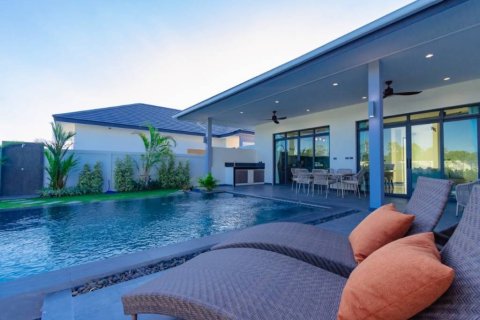 Villa in Hua Hin, Thailand 3 bedrooms № 160193
