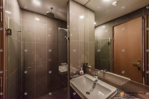 Condo in Bangkok, Thailand, 1 bedroom № 188823 - photo 1