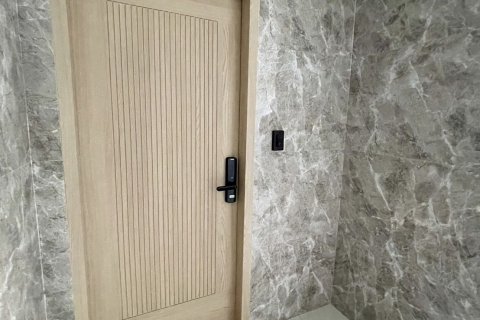 Condo in Watthana, Bangkok, Thailand, 2 bedrooms  № 138239 - photo 9