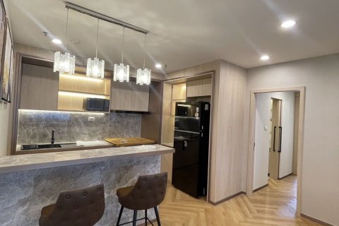 Condo in Watthana, Bangkok, Thailand, 2 bedrooms  № 138239 - photo 8