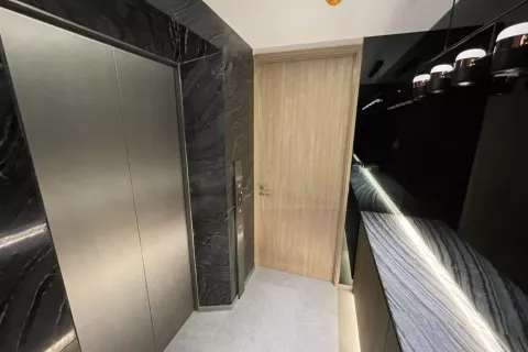 Studio in the Condo in Khlong Toei, Bangkok, Thailand  № 138238