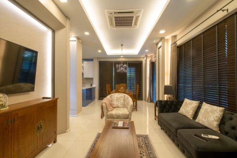 House in Chiang Mai, Thailand 3 bedrooms № 121980 - photo 4