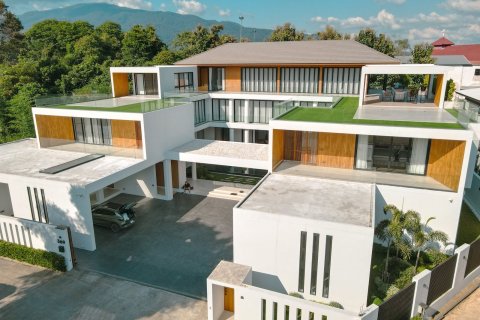 House in Chiang Mai, Thailand 5 bedrooms № 121981 - photo 2