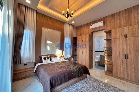 บ้านในพัทยา, ประเทศไทย 4 ห้องนอน № 196036 - รูปถ่าย 12
