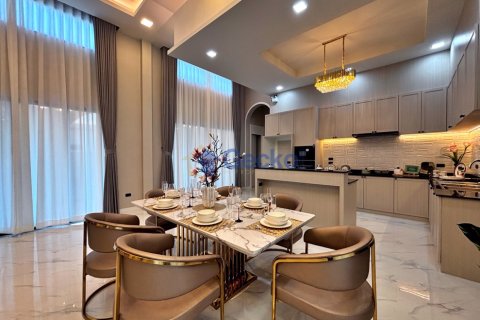 บ้านในพัทยา, ประเทศไทย 4 ห้องนอน № 196036 - รูปถ่าย 9