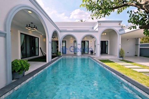 Maison à Pattaya, Thaïlande 4 chambres № 196036