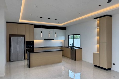 Вилла в Хуа Хине, Таиланд с 3 спальнями № 146994 - фото 4