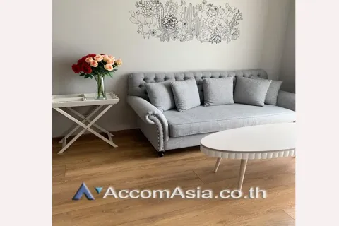 Condo in Khlong Toei, Bangkok, Thailand, 2 bedrooms  № 218589