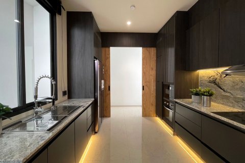 Villa à Chiang Mai, Thaïlande 4 chambres № 153535 - photo 21